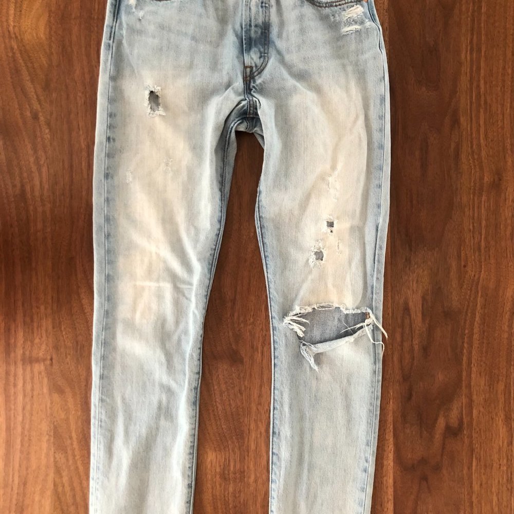Levi's 501 Skinny Jeans in Clear Minds - Picture 4 of 16